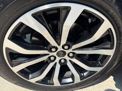 Used 2023 Ford Explorer ST-Line image 37