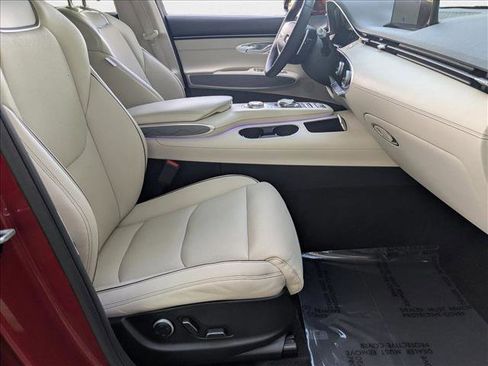 Used 2023 Genesis GV70 2.5T w/ Advanced Package image 22