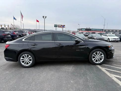 Used 2016 Chevrolet Malibu LT FWD image 6