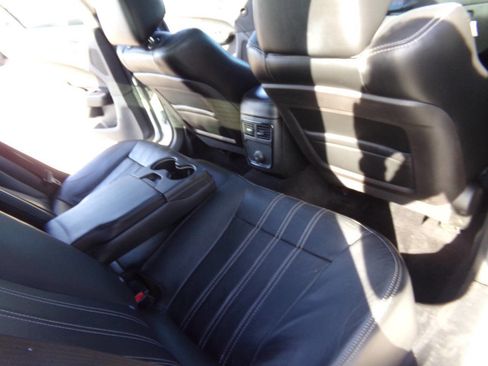 Used 2014 Chrysler 300 S image 18