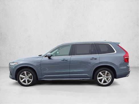 Used 2020 Volvo XC90 T6 Momentum AWD/4WD image 7