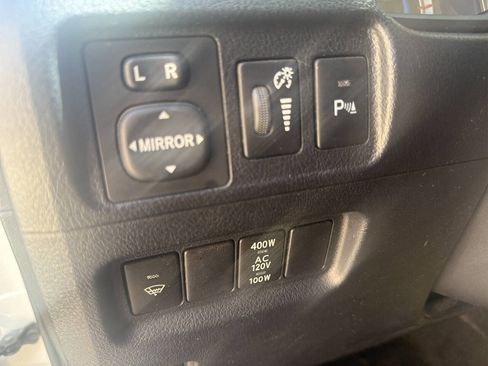 Used 2015 Toyota 4Runner Limited AWD/4WD image 21