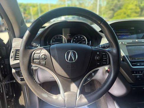 Used 2017 Acura MDX SH-AWD w/ Tech & Entertainment image 19