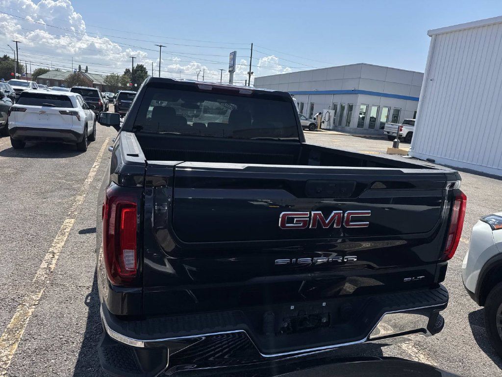 Used 2025 GMC Sierra 1500 SLT RWD image 13
