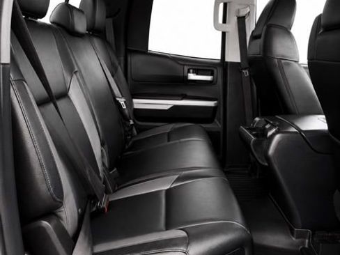 Used 2021 Toyota Tundra Limited w/ Limited Premium Package AWD/4WD image 17