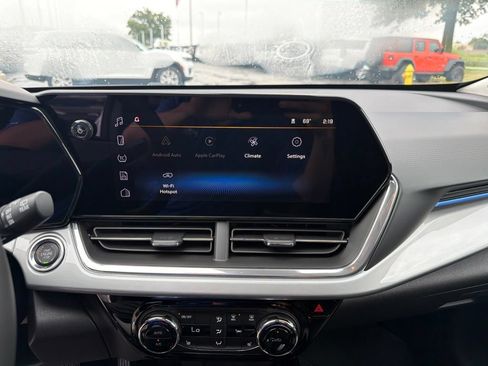 New 2026 Chevrolet Trax LT w/ Midnight Edition FWD image 22
