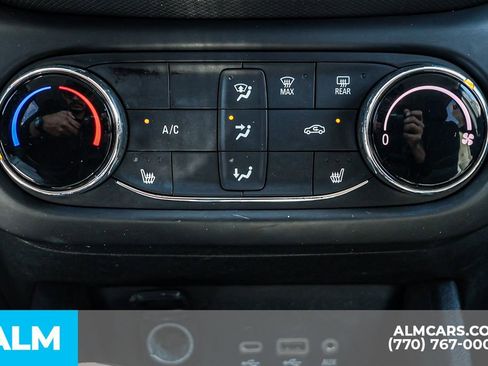 Used 2023 Chevrolet TrailBlazer LT AWD/4WD image 37
