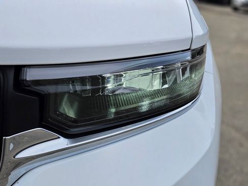 New 2025 Jeep Grand Cherokee Laredo X image 10