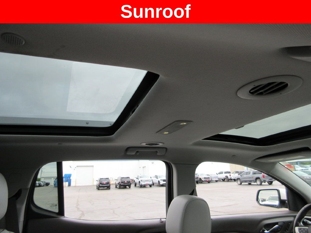 Used 2018 GMC Acadia SLT FWD image 15