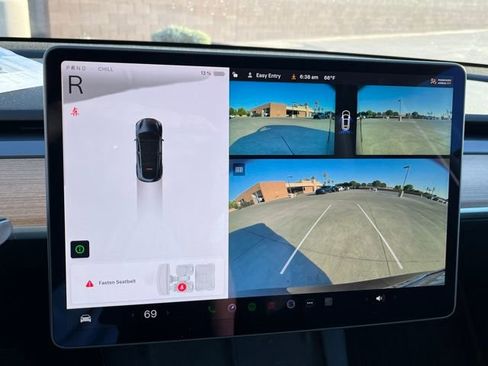 Used 2025 Tesla Model Y Long Range AWD/4WD image 23