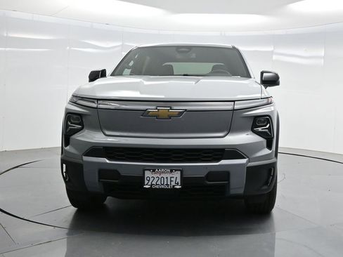 Used 2026 Chevrolet Silverado EV LT AWD/4WD image 29