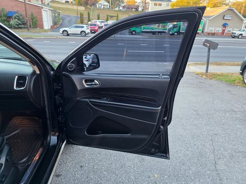 Used 2013 Dodge Durango Crew w/ Crew Convenience Group image 17