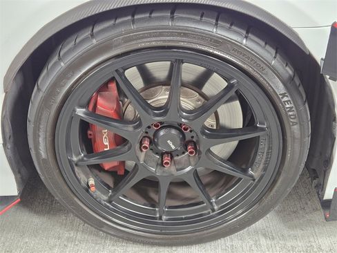 Used 2017 Lexus RC 200t F Sport image 10