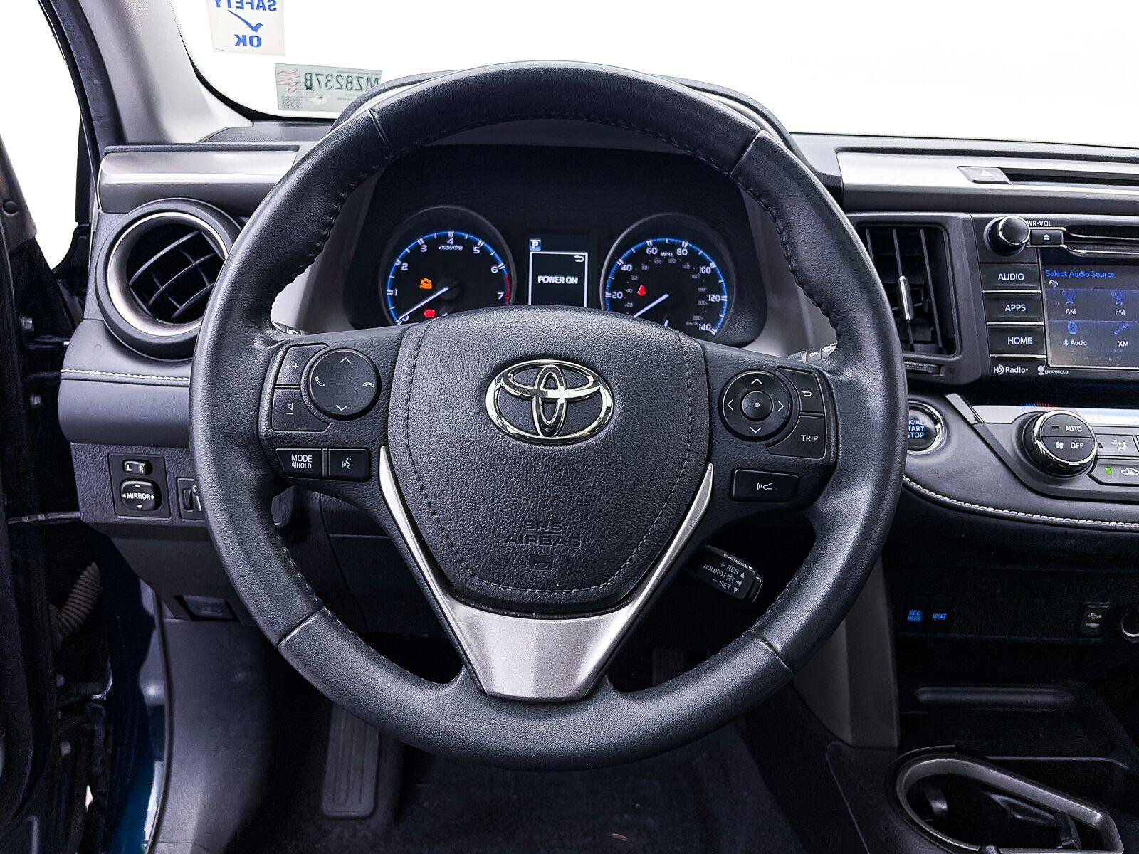 Used 2017 Toyota RAV4 XLE AWD/4WD image 25