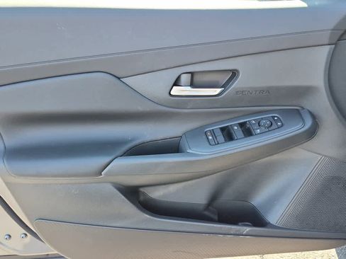 New 2026 Nissan Sentra SV image 9