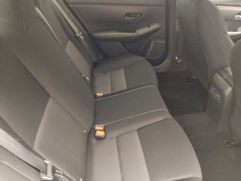 Used 2025 Nissan Sentra SV image 19