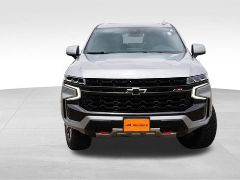 Certified 2024 Chevrolet Tahoe Z71 w/ Luxury Package AWD/4WD image 12