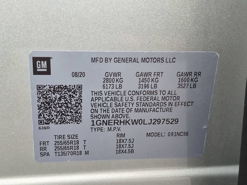 Used 2020 Chevrolet Traverse LT w/ Driver Confidence II Package FWD image 32