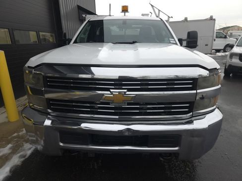 Used 2015 Chevrolet Silverado 2500 W/T AWD/4WD image 9