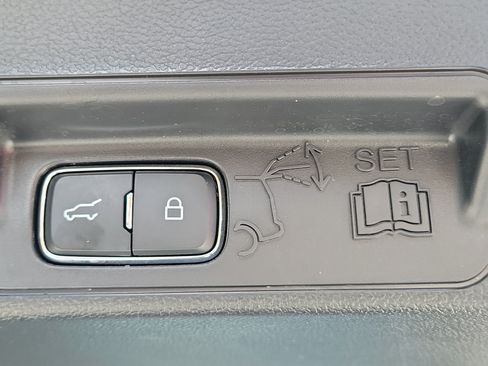 Certified 2025 Ford Explorer ST RWD image 16