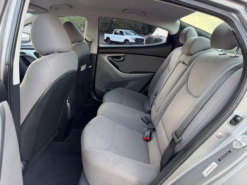 Used 2014 Hyundai Elantra SE w/ Option Group 02 image 23