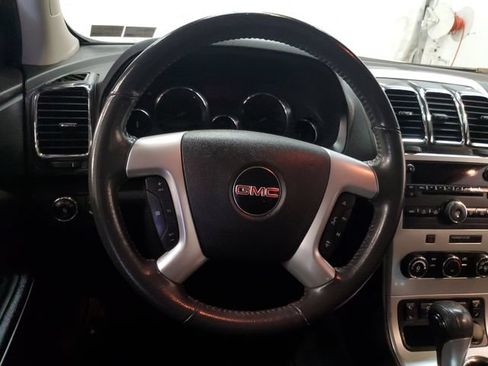 Used 2012 GMC Acadia SLE FWD image 16