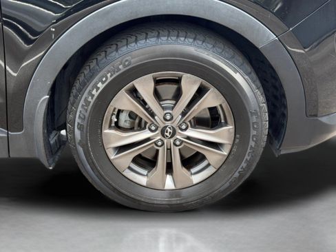 Used 2013 Hyundai Santa Fe Sport AWD/4WD image 27
