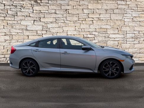 Used 2020 Honda Civic Sport image 4