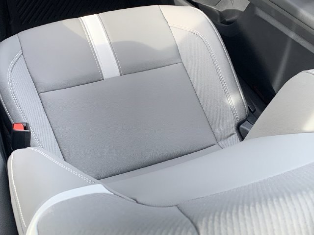 Used 2026 Toyota Camry SE w/ Convenience Package FWD image 33