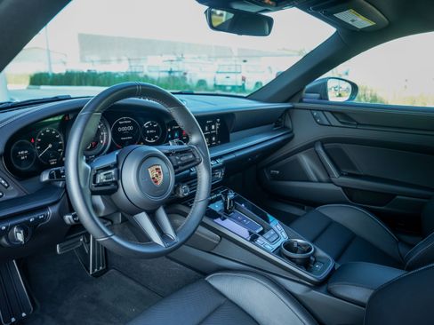 Used 2024 Porsche 911 Carrera GTS image 4