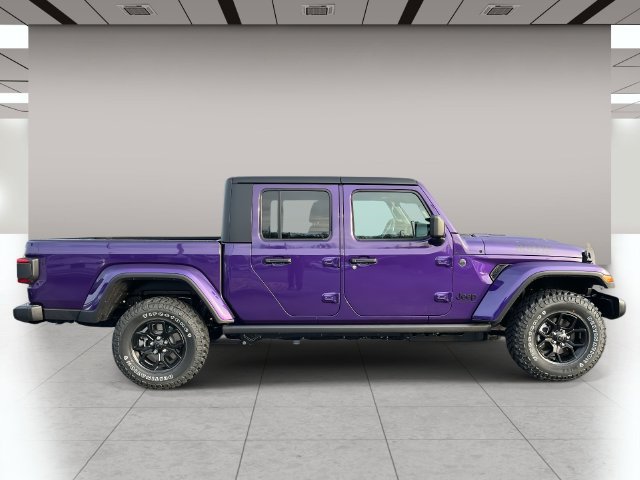 New 2026 Jeep Gladiator Sport AWD/4WD image 2