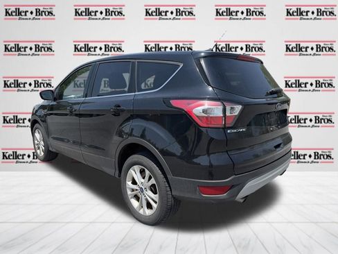 Used 2017 Ford Escape SE FWD image 5