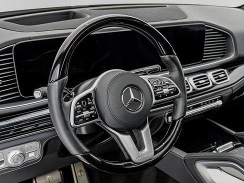 Used 2023 Mercedes-Benz Maybach GLS 600 4MATIC image 16