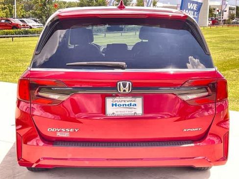 Certified 2025 Honda Odyssey Sport-L image 6