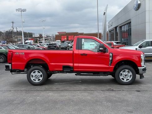 New 2025 Ford F350 XLT image 7