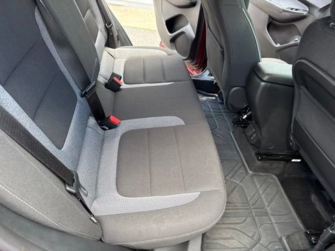 Used 2024 Chevrolet TrailBlazer LT w/ Convenience Package FWD image 25