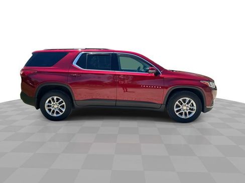 Used 2019 Chevrolet Traverse LT w/ LPO, Floor Liner Package AWD/4WD image 10