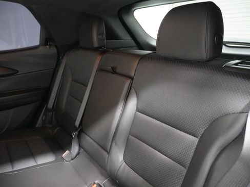 Used 2021 Chevrolet TrailBlazer RS w/ Convenience Package image 11