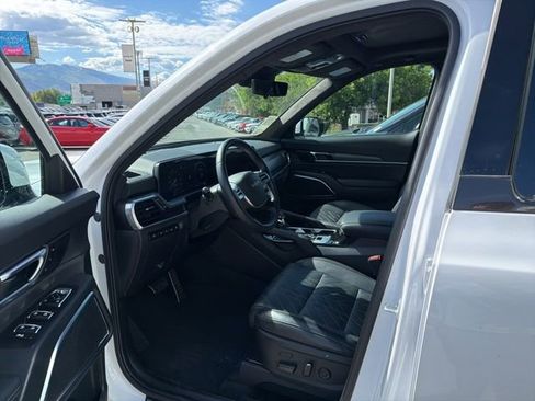 Certified 2025 Kia Telluride SX Prestige X-Line AWD/4WD image 11