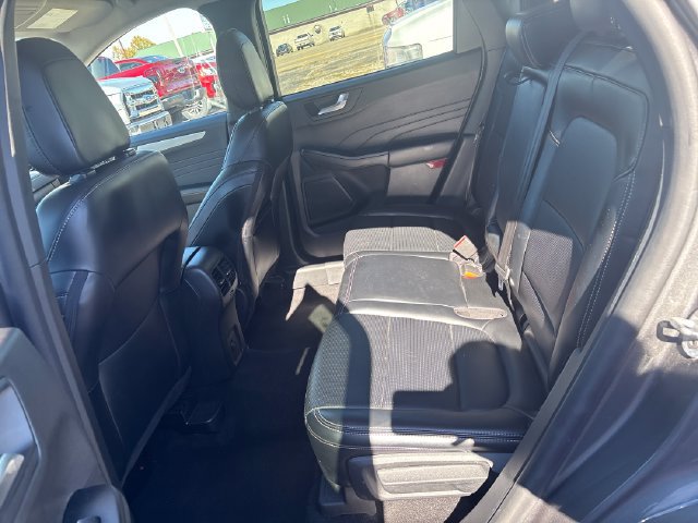 Used 2025 Ford Escape Platinum AWD/4WD image 9