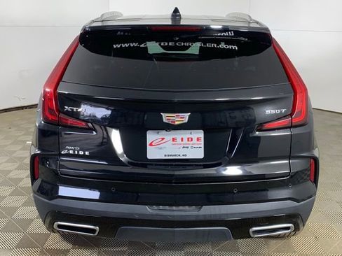 Used 2024 Cadillac XT4 Premium Luxury image 8