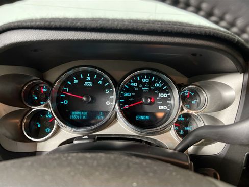 Used 2011 Chevrolet Silverado 1500 LT w/ Florida Edition RWD image 22