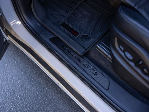 Certified 2023 Porsche Cayenne GTS AWD/4WD image 41