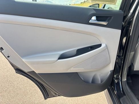 Used 2018 Hyundai Tucson SE AWD/4WD image 13