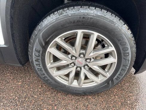 Used 2019 GMC Acadia SLE AWD/4WD image 10