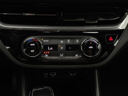 New 2026 Buick Envista Sport Touring w/ Convenience I Package FWD image 24