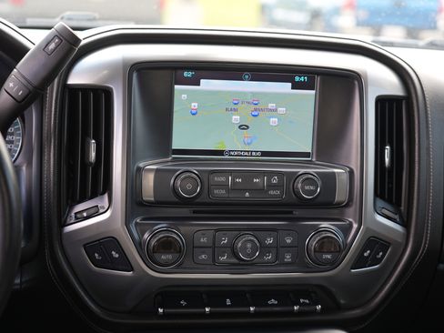 Used 2017 Chevrolet Silverado 1500 LTZ w/ LTZ Plus Package AWD/4WD image 23