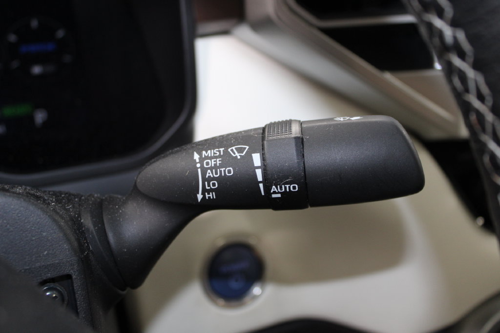 Used 2024 Toyota Tundra Capstone AWD/4WD image 31