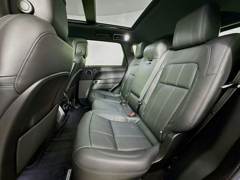 Used 2022 Land Rover Range Rover Sport HSE Silver Edition AWD/4WD image 4