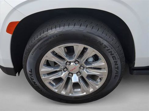 Used 2023 GMC Yukon Denali AWD/4WD image 26